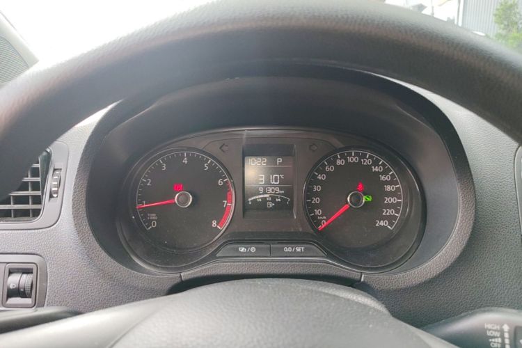 Volkswagen Polo 2017 #12 Volkswagen Polo 2017 car image #12