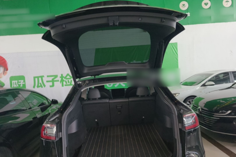 Tesla Model Y 2022 #19 Tesla Model Y 2022 car image #19
