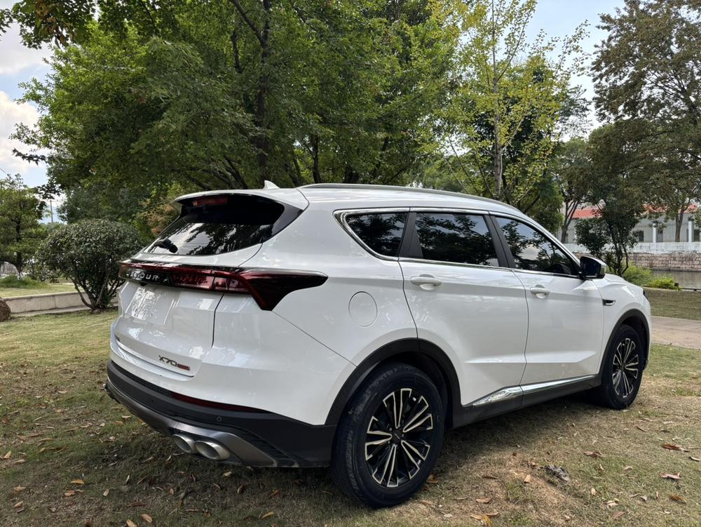 Jetour X70 PLUS 2022 car image #6