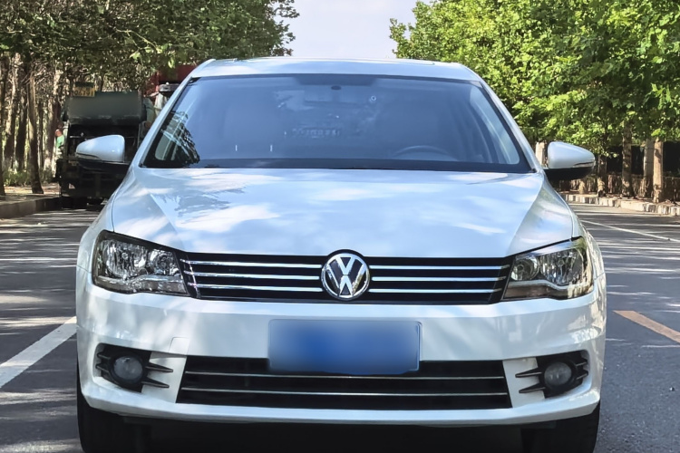 Volkswagen Bora 2015 #3 Volkswagen Bora 2015 car image #3