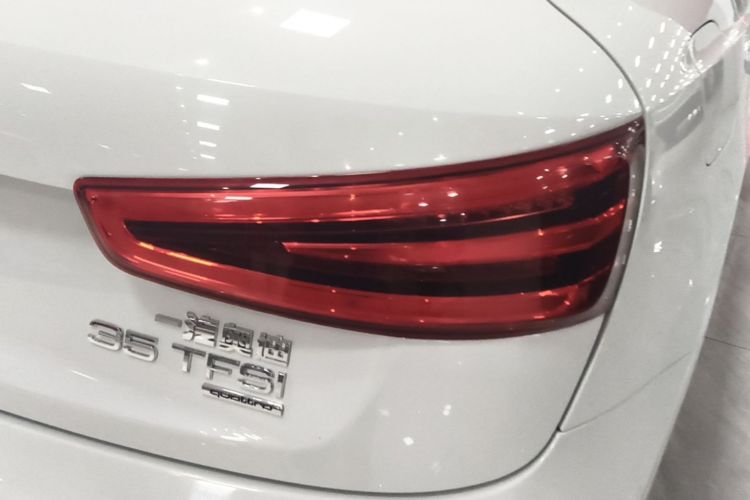 Audi Q3 2015 #8 Audi Q3 2015 car image #8
