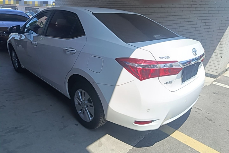 Toyota Corolla 2017 #5 Toyota Corolla 2017 car image #5