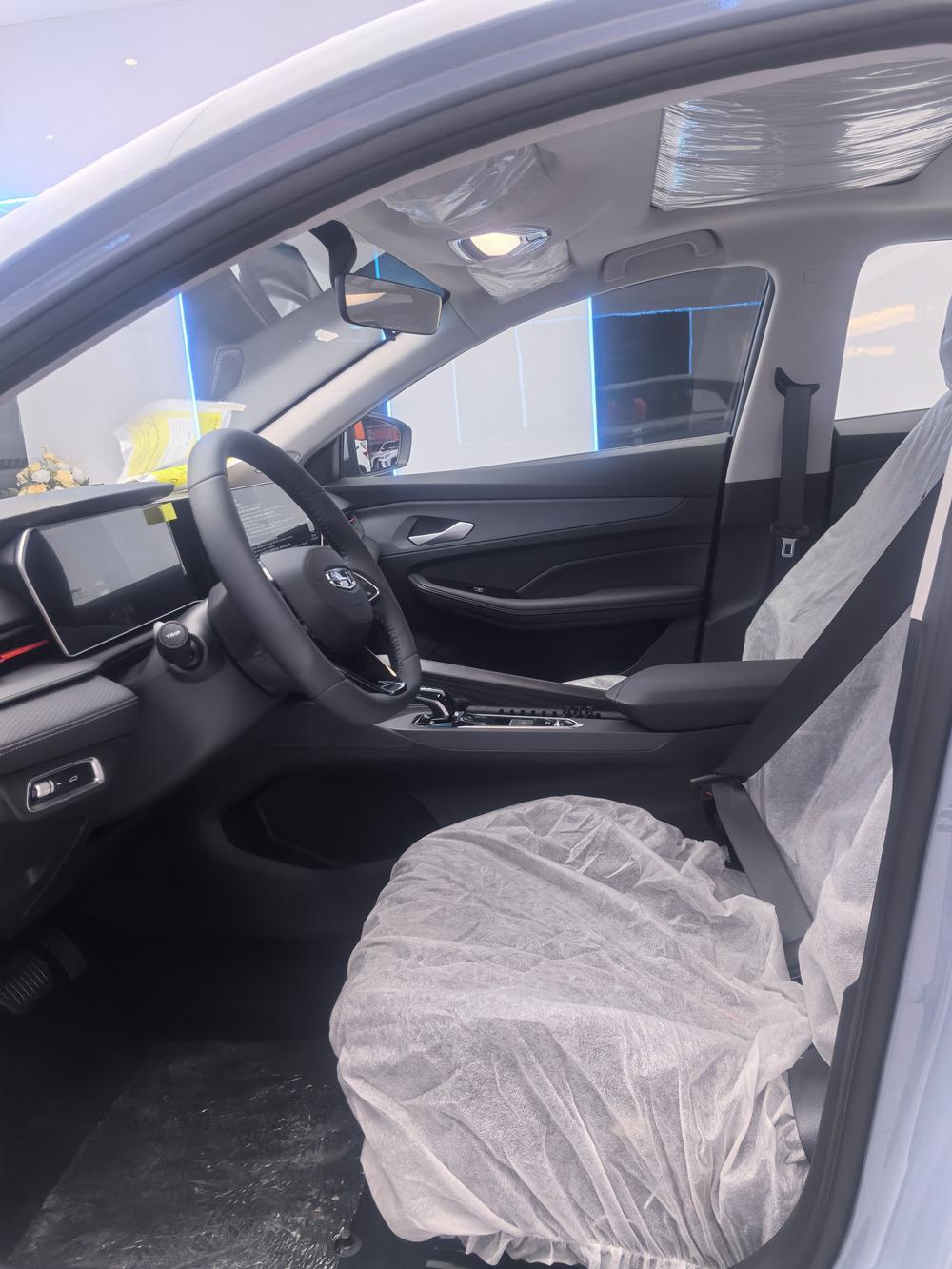 GEELY Binray 2026 #8 GEELY Binray 2026 car image #8