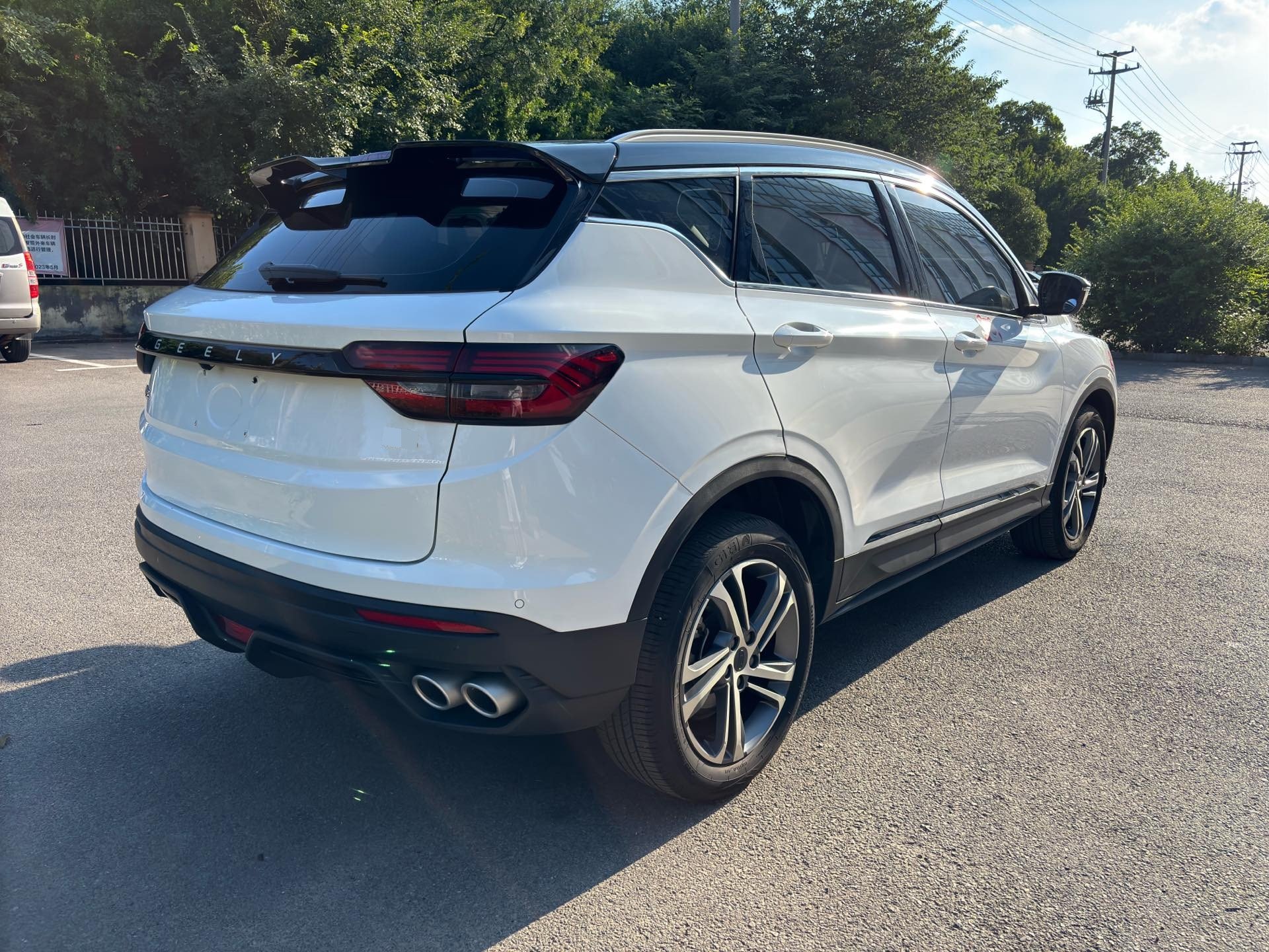 GEELY Coolray 2021 car image #4