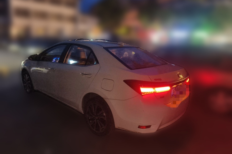 Toyota Corolla 2017 #5 Toyota Corolla 2017 car image #5