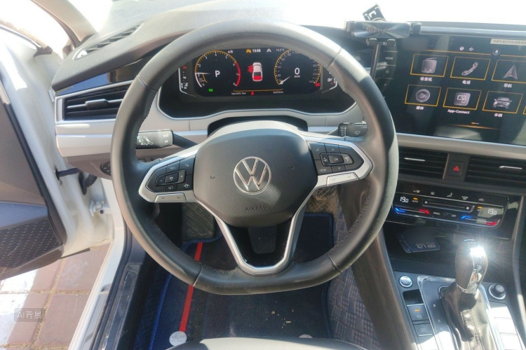 Volkswagen Bora 2023 #12 Volkswagen Bora 2023 car image #12