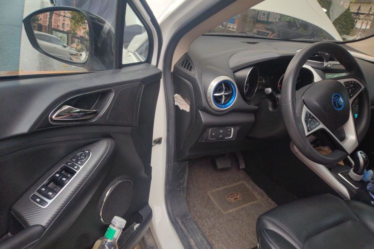 BYD Yuan New Energy 2019 imagen de coche #9
