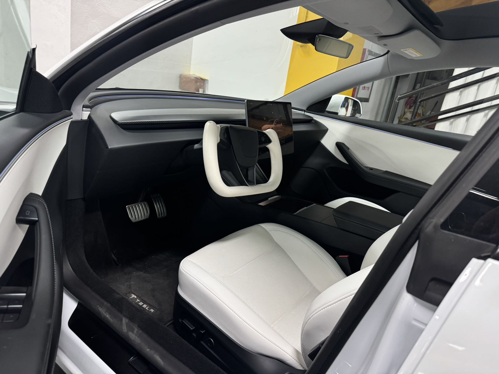 Tesla Model 3 2025 #3 Tesla Model 3 2025 car image #3