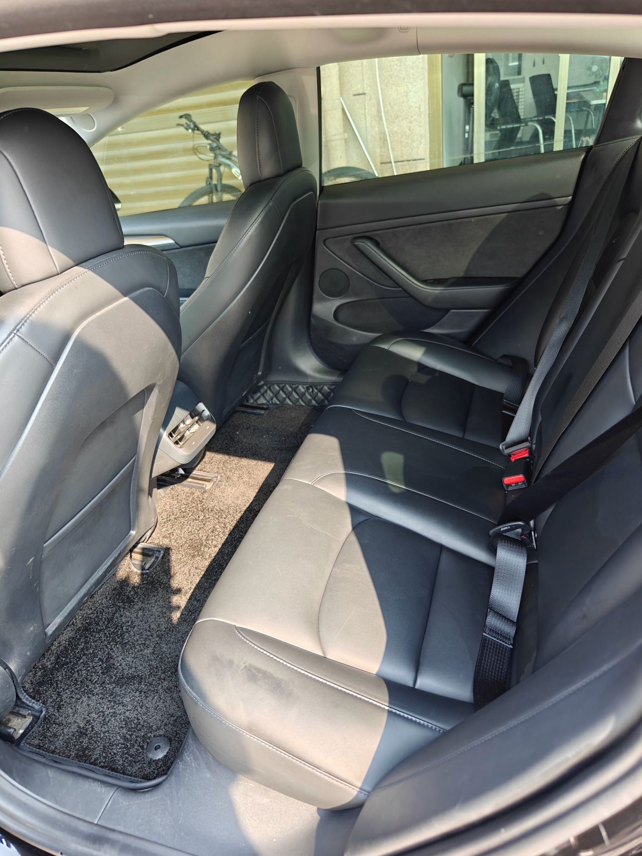 Tesla Model 3 2021 immagine di auto #8