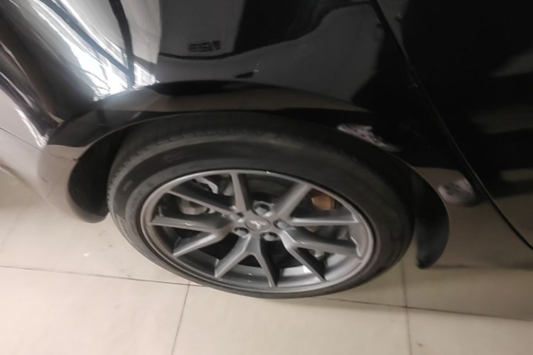 Tesla Model 3 2023 car image #10