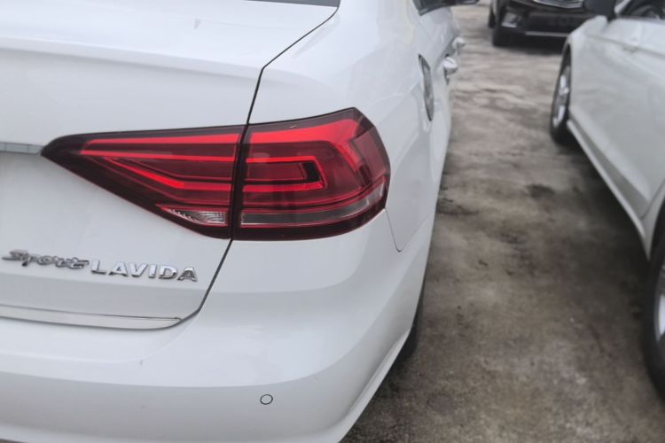 Volkswagen Lavida 2022 car image #8