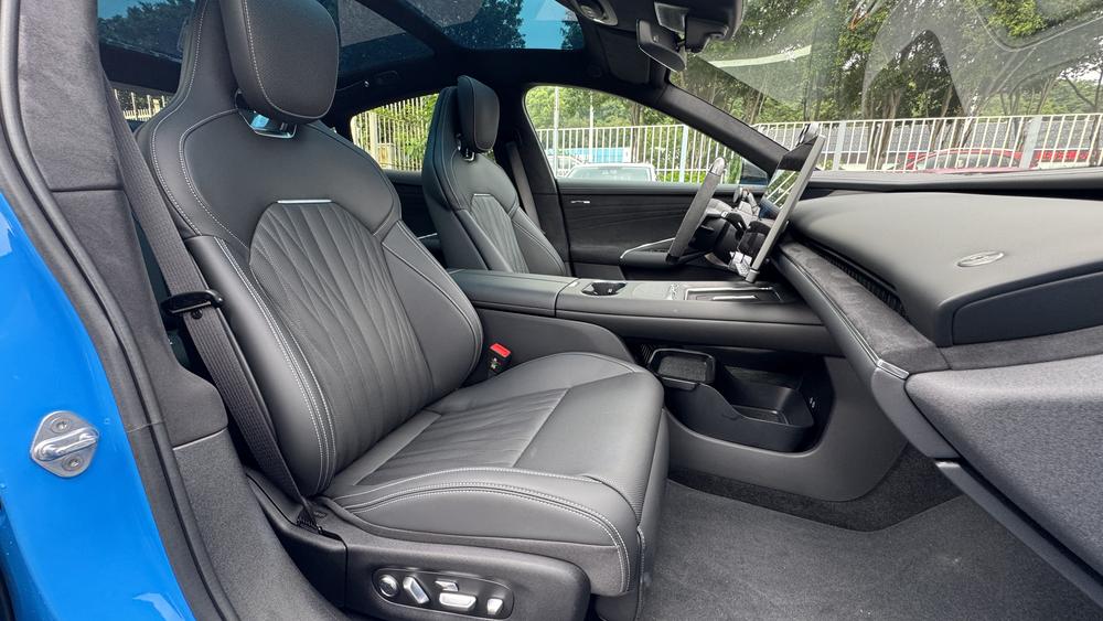 2026 #21 2026 immagine di auto #21