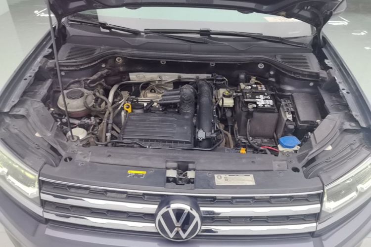 Volkswagen Tharu 2021 car image #22