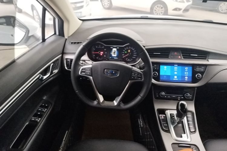 GEELY Emgrand GS 2017 car image #11