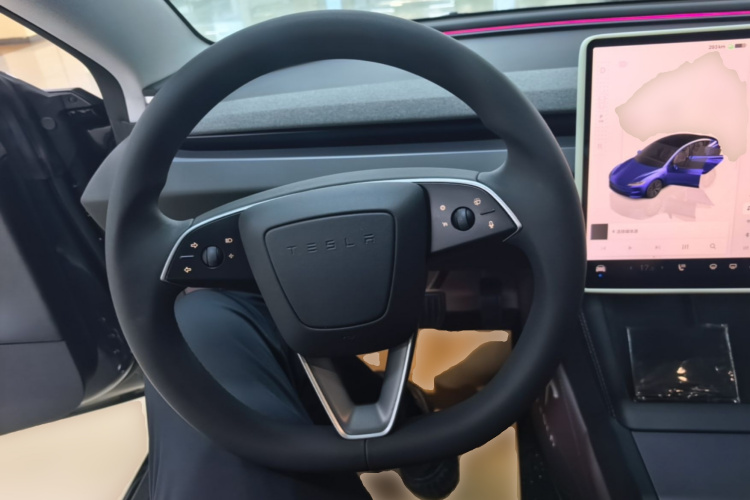 Tesla Model 3 2024 #11 Tesla Model 3 2024 car image #11