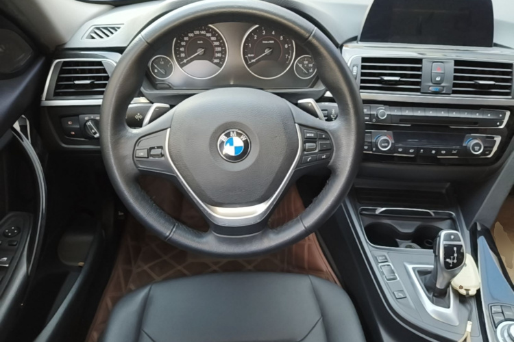 BMW 3 Series 2017 #11 BMW 3 Series 2017 car image #11