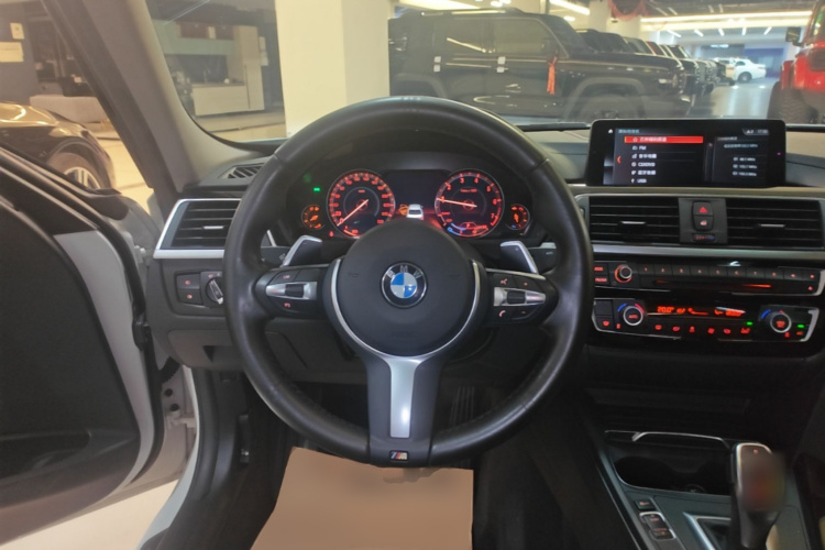 BMW 3 Series 2017 #11 BMW 3 Series 2017 car image #11