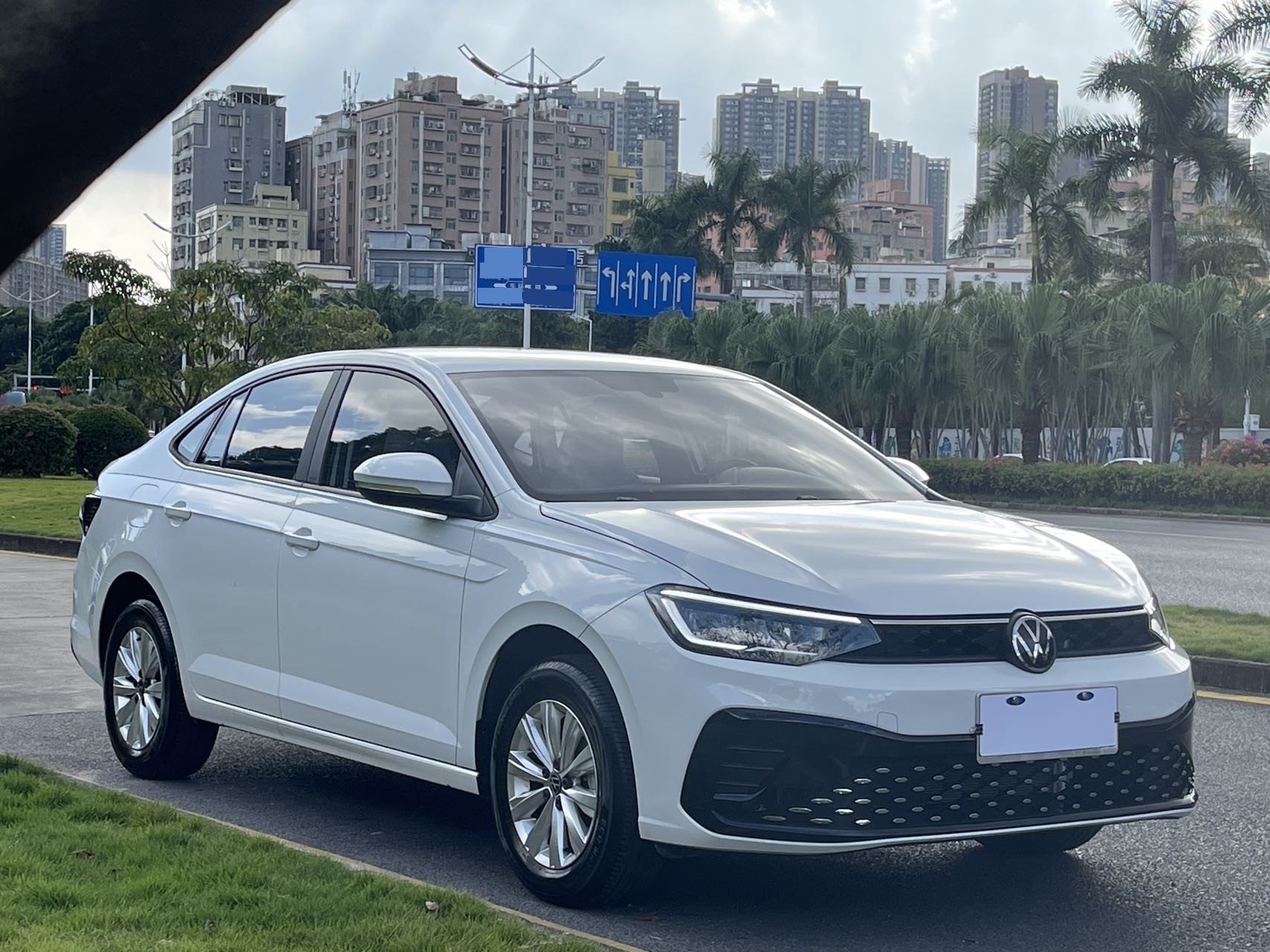 Volkswagen Lavida 2026 imagen de coche #3