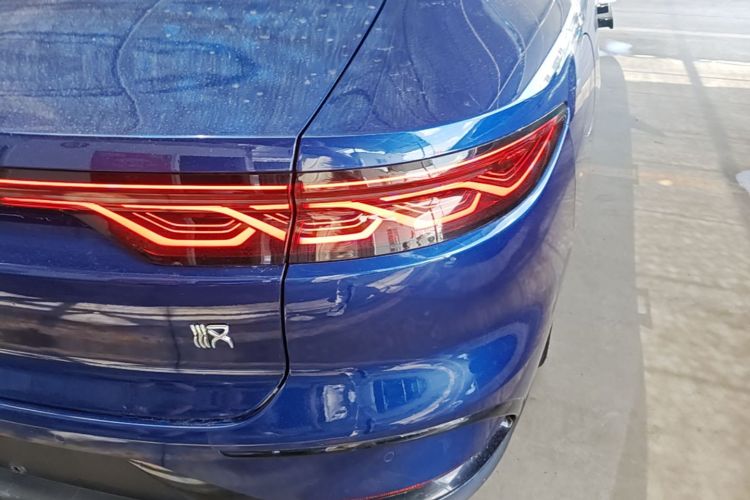 BYD Han 2022 car image #8