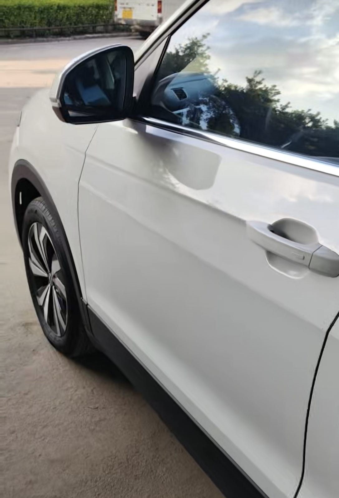 Volkswagen Tharu 2025 car image #4