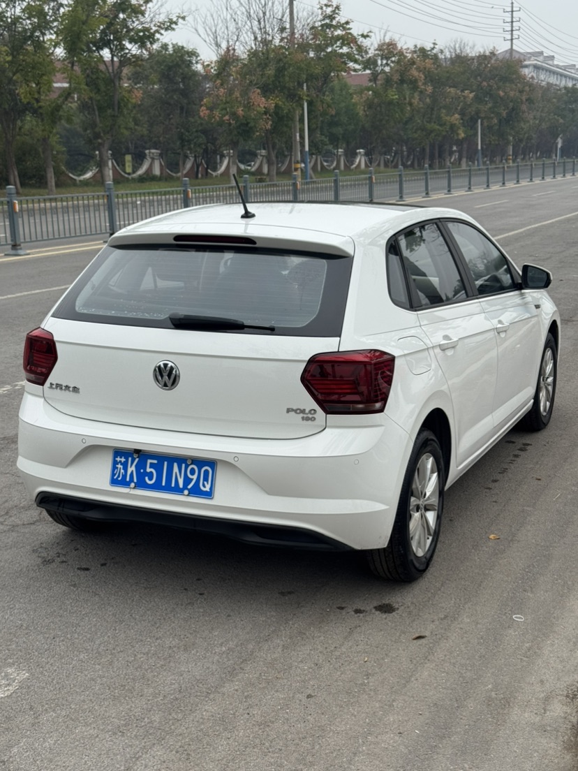 Volkswagen Polo 2021 car image #6