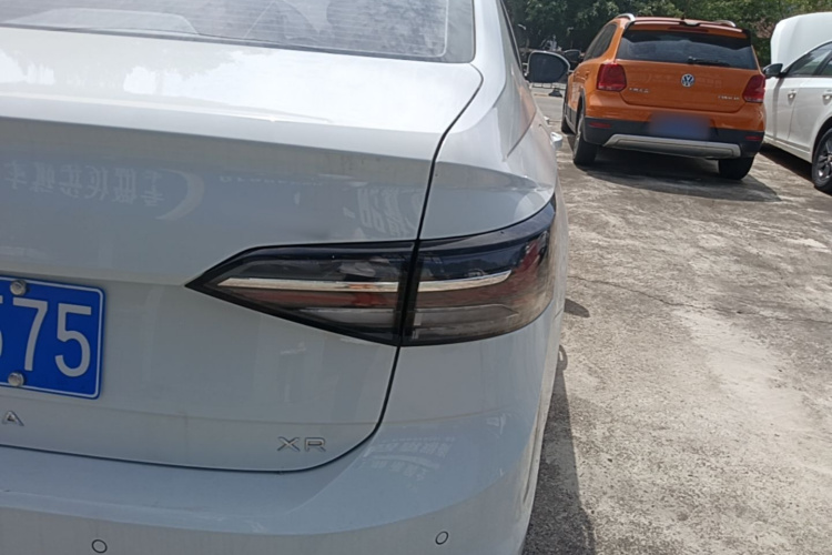 Volkswagen Lavida 2025 imagen de coche #8