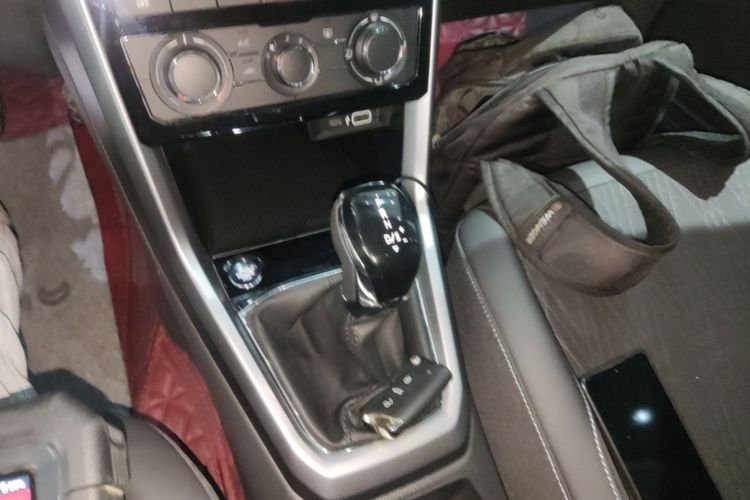 Volkswagen T-Cross 2021 car image #18