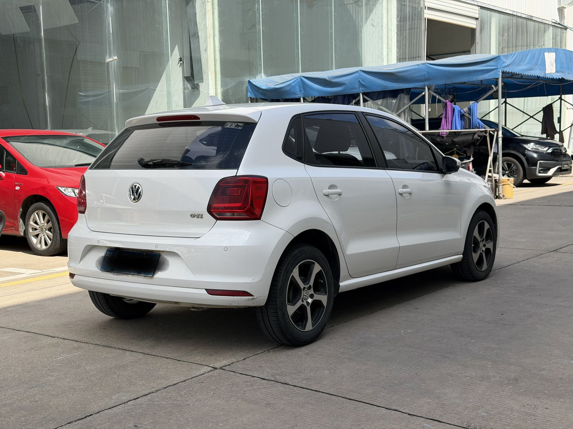 Volkswagen Polo 2016 car image #6
