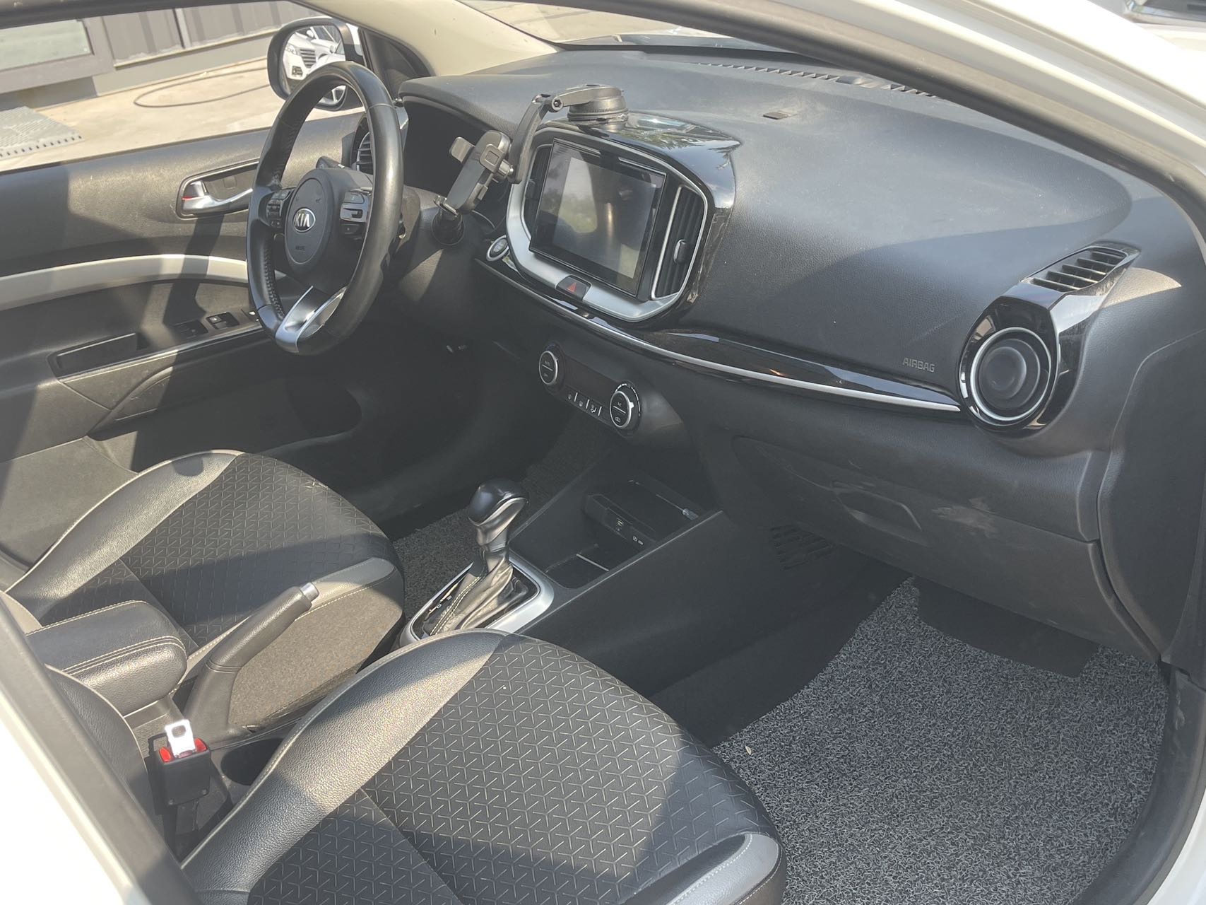 Kia KX1 2018 #6 Kia KX1 2018 صورة سيارة #6