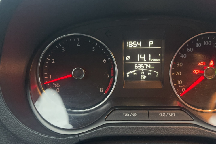Volkswagen Polo 2017 car image #8