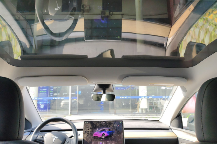 Tesla Model Y 2023 #18 Tesla Model Y 2023 immagine di auto #18