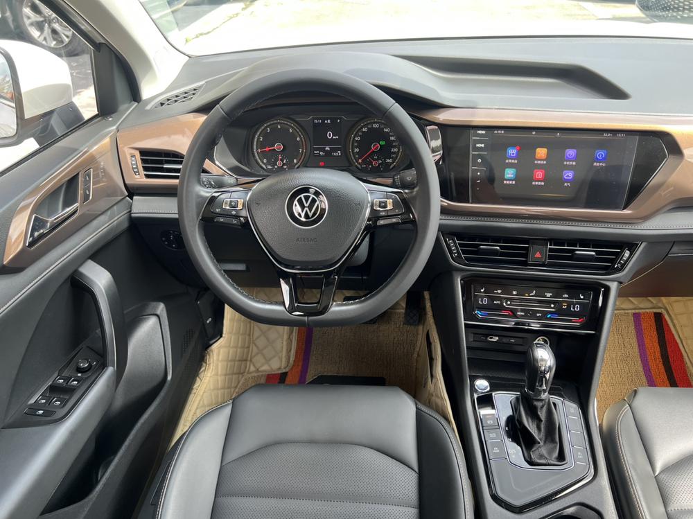 Volkswagen Tharu 2021 car image #10