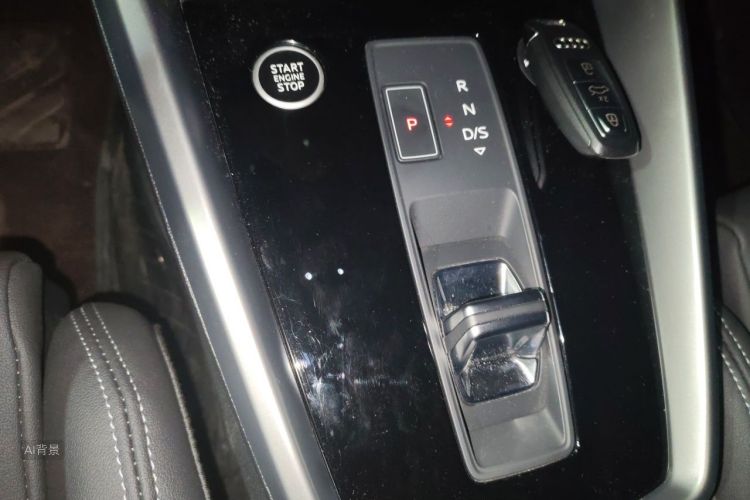 Audi A3 2023 صورة سيارة #16