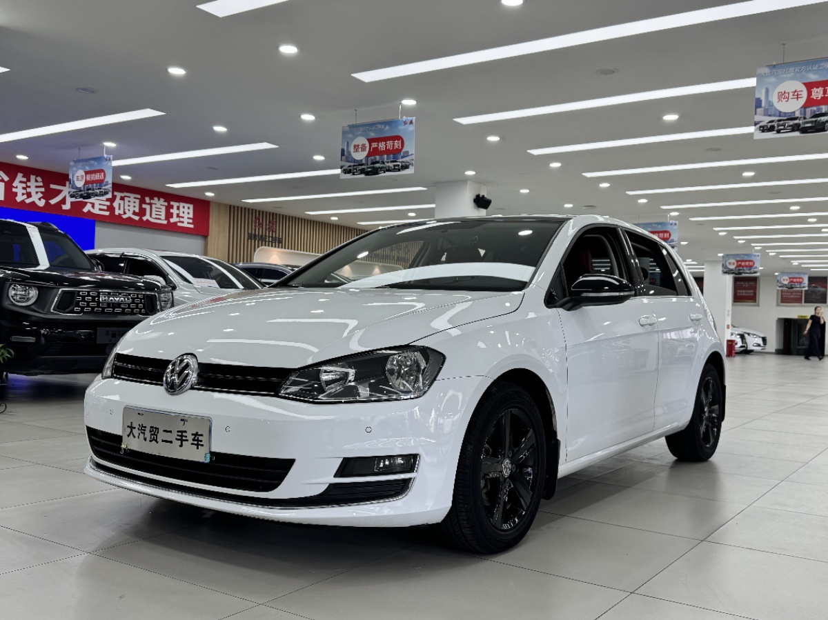 Volkswagen Golf 2017 car image 
