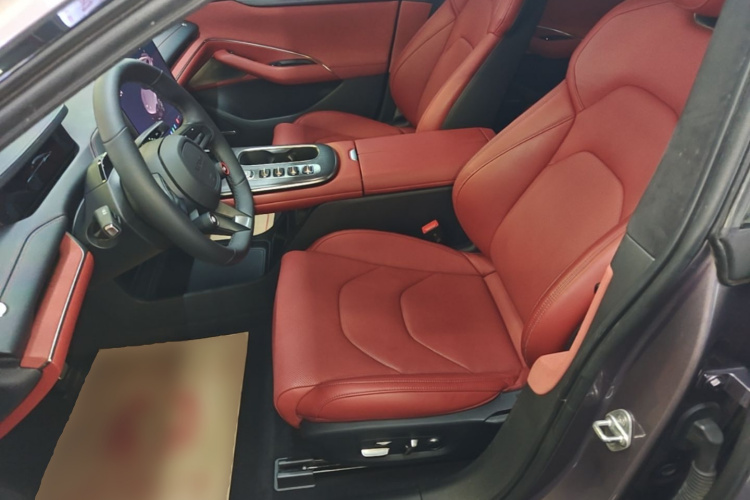 MI SU7 2024 car image #15