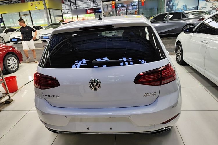 Volkswagen Golf 2020 #6 Volkswagen Golf 2020 car image #6