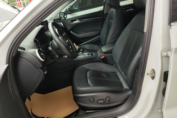 Audi A3 2020 immagine di auto #19