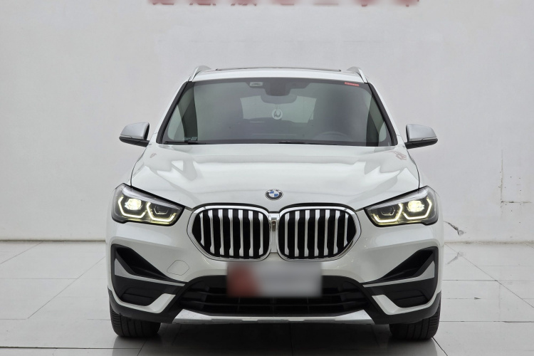 BMW X1 2022 car image #3
