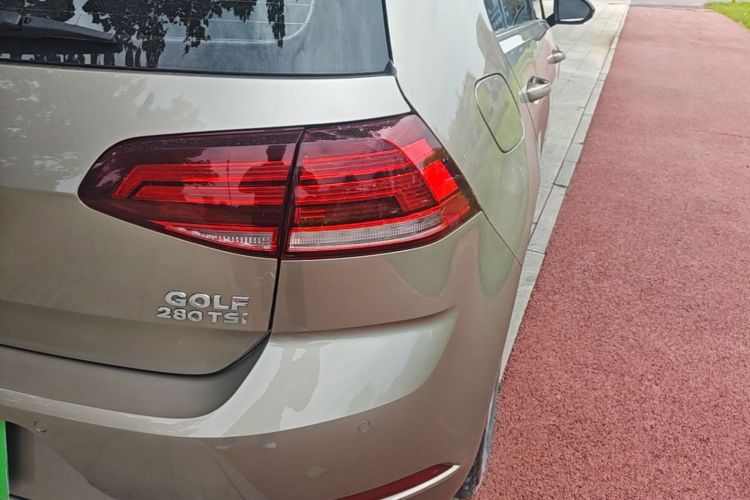 Volkswagen Golf 2019 #8 Volkswagen Golf 2019 car image #8