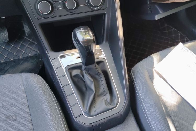 Volkswagen Lavida 2025 car image #16