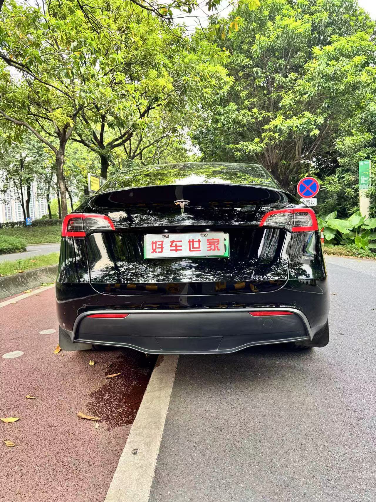 Tesla Model Y 2022 #5 Tesla Model Y 2022 صورة سيارة #5