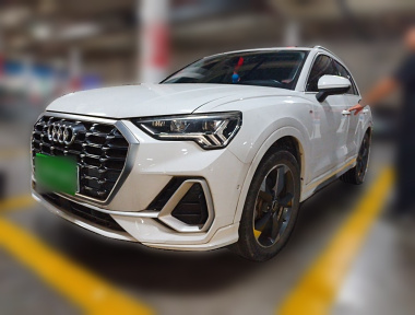 Audi Q3 2021 car image 
