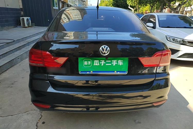 Volkswagen Santana 2022 car image #6