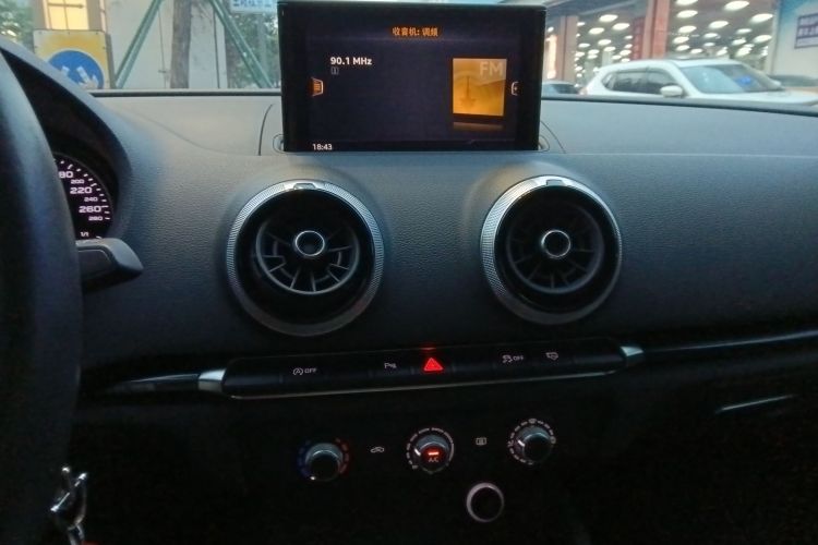 Audi A3 2021 car image #13