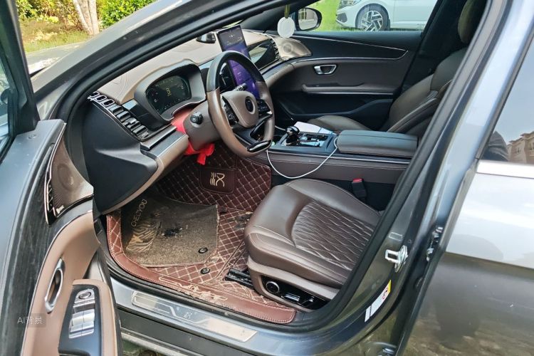 BYD Han 2021 car image #18