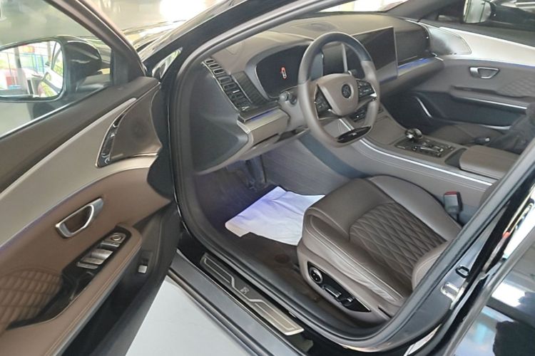 BYD Han 2023 #16 BYD Han 2023 car image #16