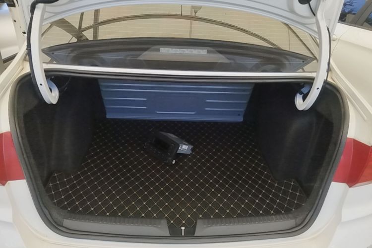 Volkswagen Santana 2022 car image #21