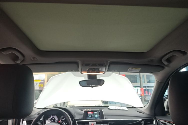 BMW X1 2018 car image #23