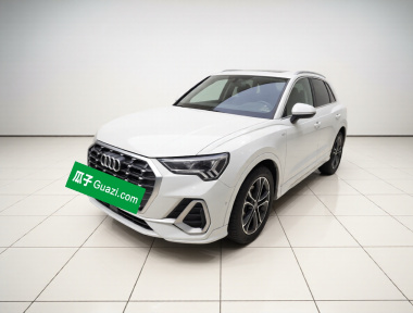 Audi Q3 2021 car image 