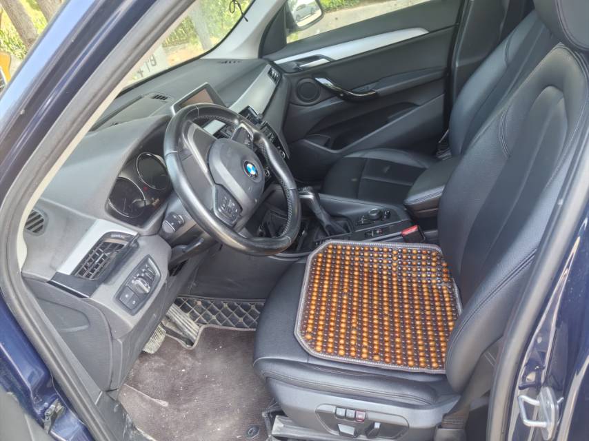 BMW X1 2018 #4 BMW X1 2018 car image #4